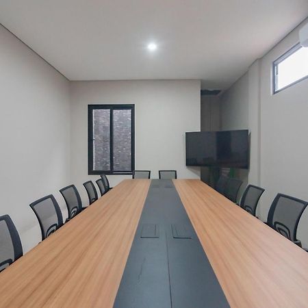 Urbanview Elephant Eleven Residence Bandung By Reddoorz Exterior foto
